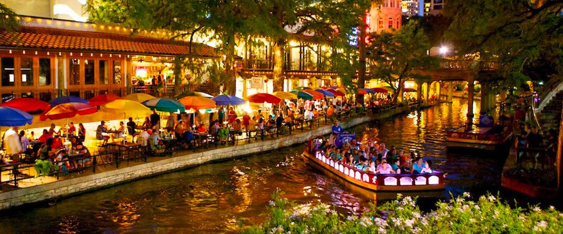 San-Antonio-Riverwalk-01